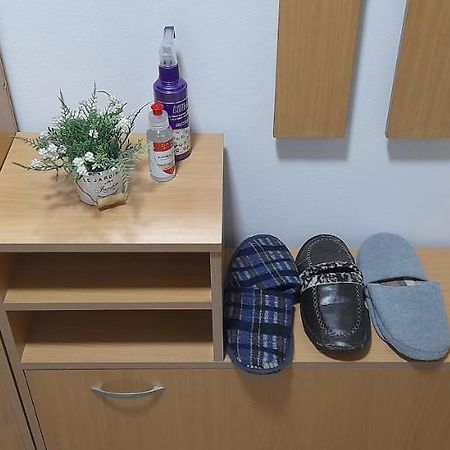Cozy And Sunny Apartment Near The Airport Sarajevo Eksteriør billede